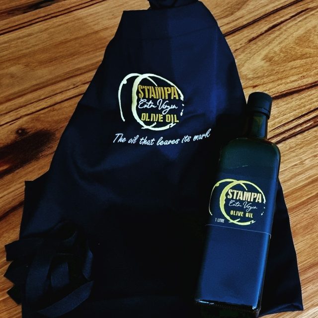 Limited Edition STAMPA full length embroidered apron !

#apron #food #foodie #eat #eatclean #cooking #dad #fathersdaygifts #eatmelbourne
